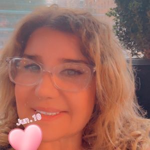 Meet your Posher, Jacqueline